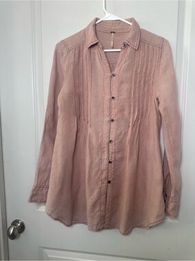 Free People Cotton Pin-tuck Pleated Button Up Pink Lightweight Top, Size XS